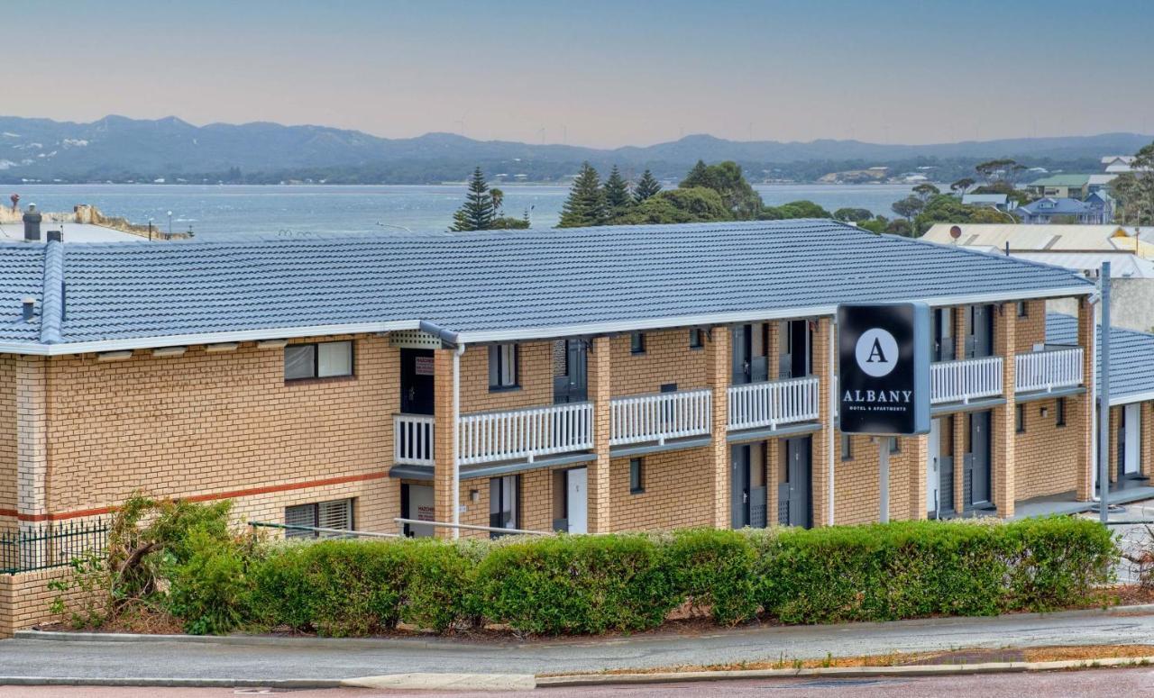 Albany Motel & Apartments Экстерьер фото